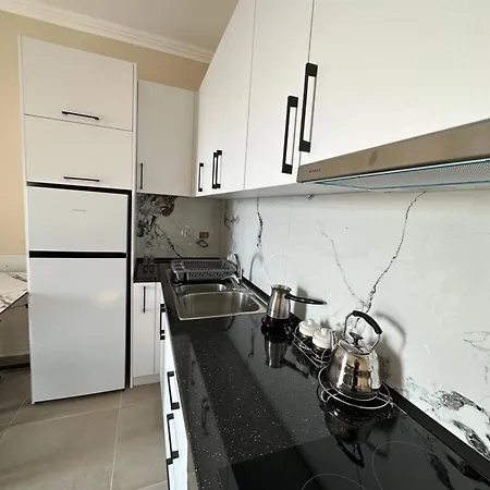 Apartment 4 Season *